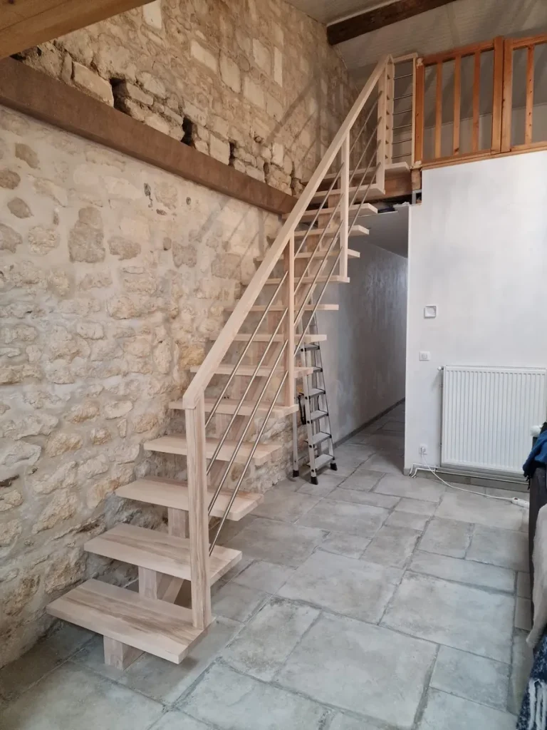 Réalisation d'escaliers par EB Conception, menuisier et ébéniste à Saintes